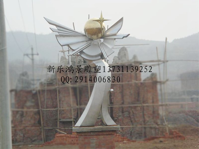 不銹鋼雕塑的優(yōu)勢是什么?