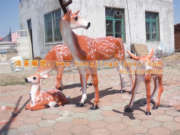 為什么玻璃鋼雕塑招人喜歡,